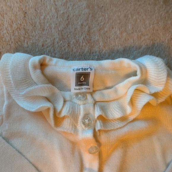 5/$25 Girls Carter Off White Seater Size 6 Month - Picture 2 of 2